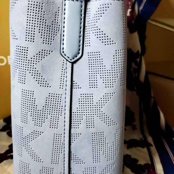 Michael Kors Medium Monogram Blue Suede Crossbody Bag - Picture 4 of 4